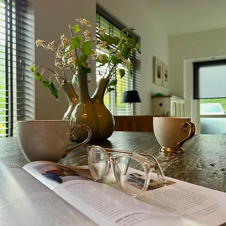 De Biejebosj Lägenhet *